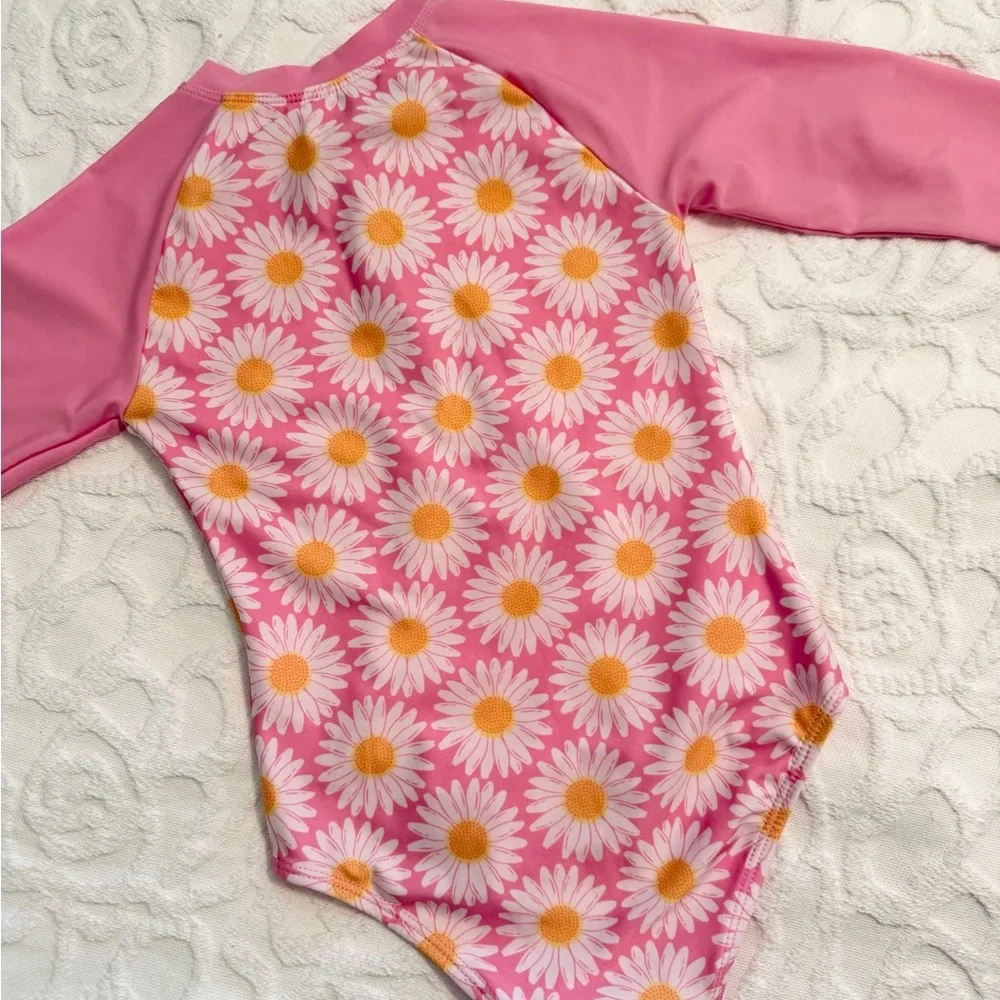 Epic Threads Pink Daisy Kids Rashguard - Picture 2 of 2